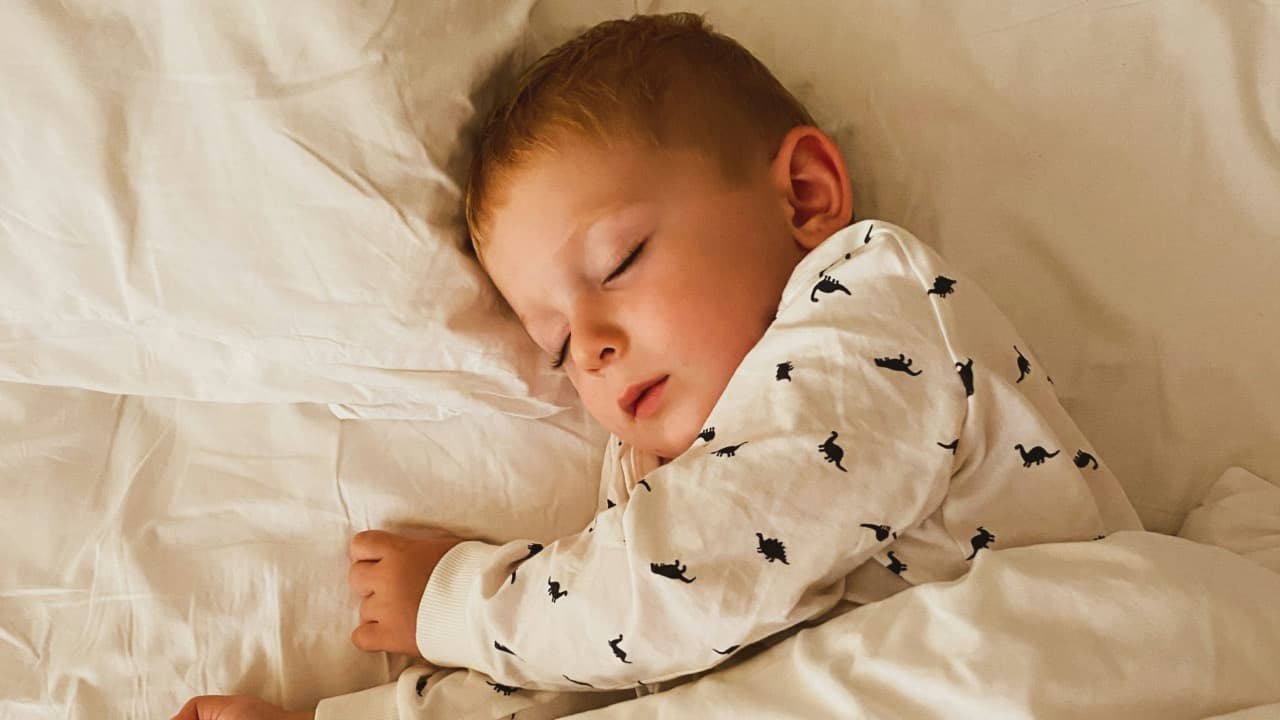 Mon enfant se réveille la nuit et vient dans notre lit ! - Caroline Cayol - Maître Praticienne certifiée en Hypnose Ericksonienne Avignon
