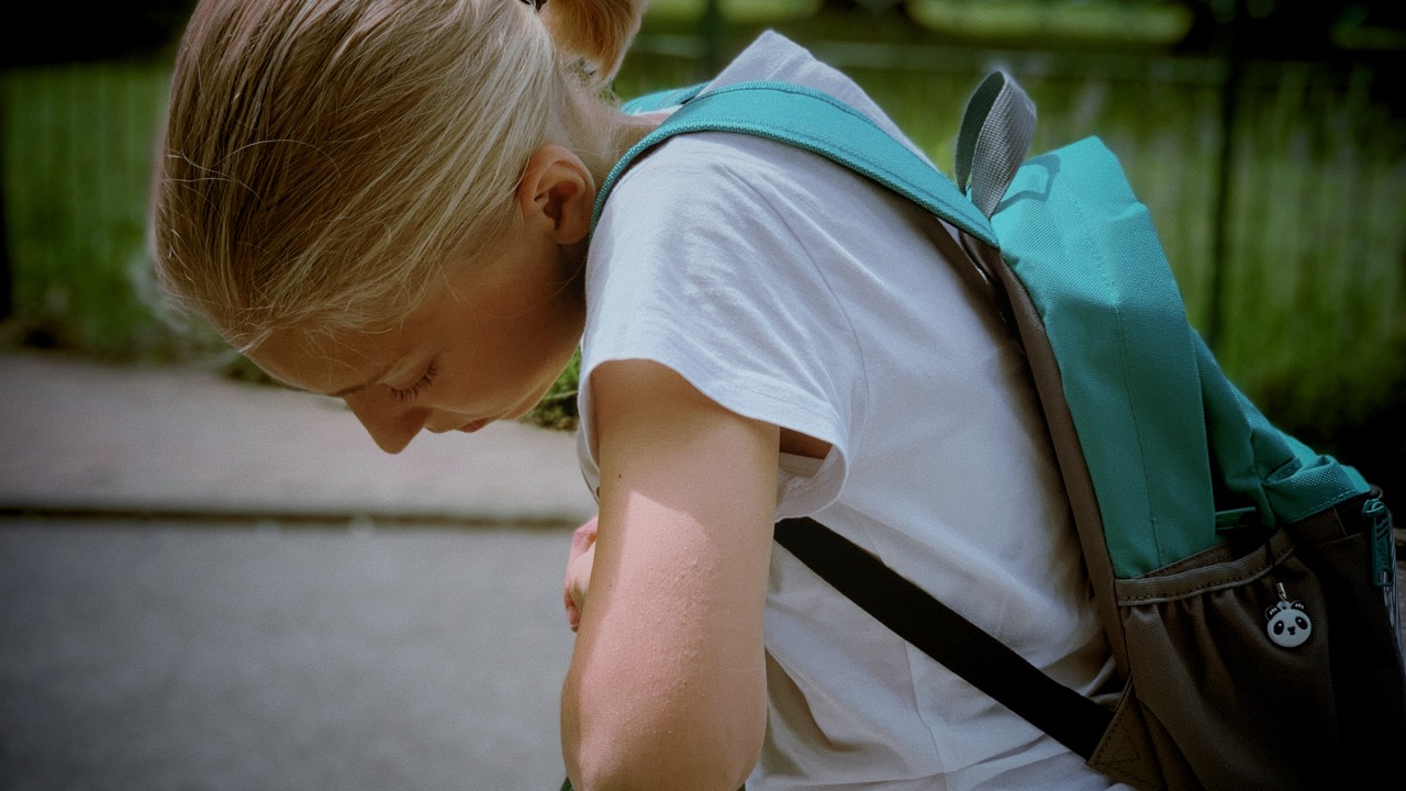 Mon enfant refuse d’aller à l’école - Caroline Cayol - Maître Praticienne certifiée en Hypnose Ericksonienne Avignon